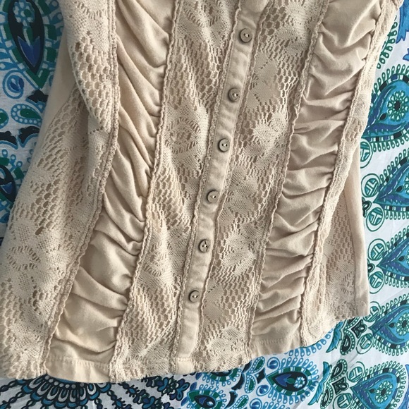 Flattering Tank - Picture 4 of 5